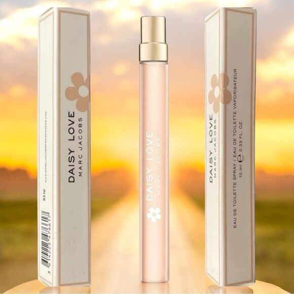 Marc Jacobs Daisy Love Eau de Toilette Travel Spray 10ml - New - Picture 16 of 17